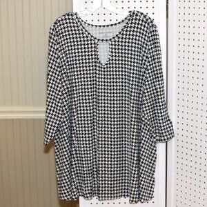 Plus Size 22/24 Jessica London Black & White Houndstooth Tunic Top 3/4 Sleeves